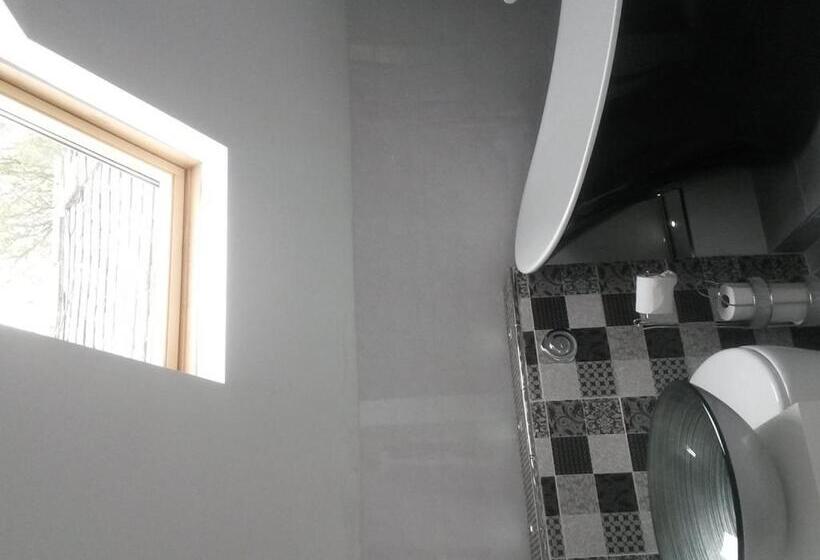 סוויטת ג'וניור דלוקס, Littlebeck Warren