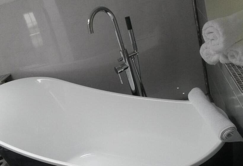 סוויטת ג'וניור דלוקס, Littlebeck Warren