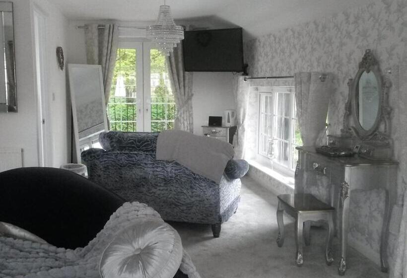 סוויטת ג'וניור דלוקס, Littlebeck Warren