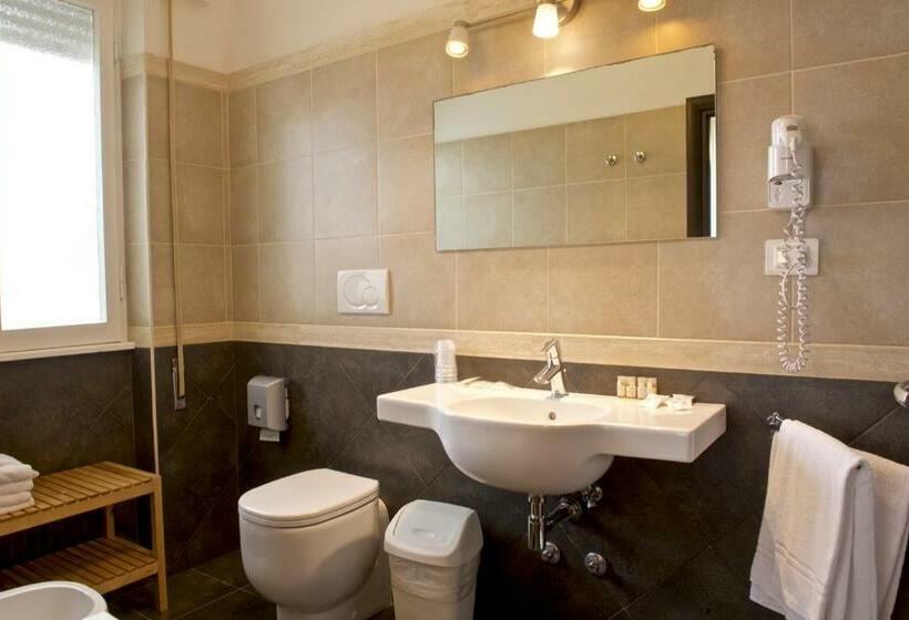 4인용 스탠다드 룸, Ristorante Centosedici