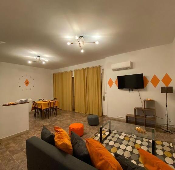 침실 2개 아파트, Ristorante Centosedici