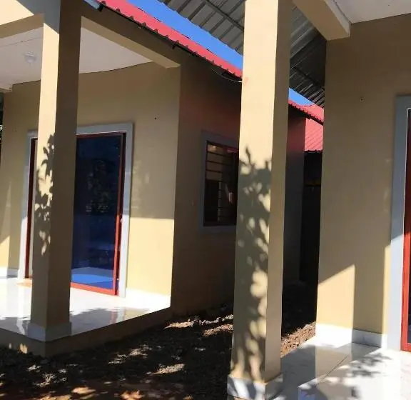 ویلای استاندارد با چشم‌انداز باغ, Manel Guesthouse And Restaurant