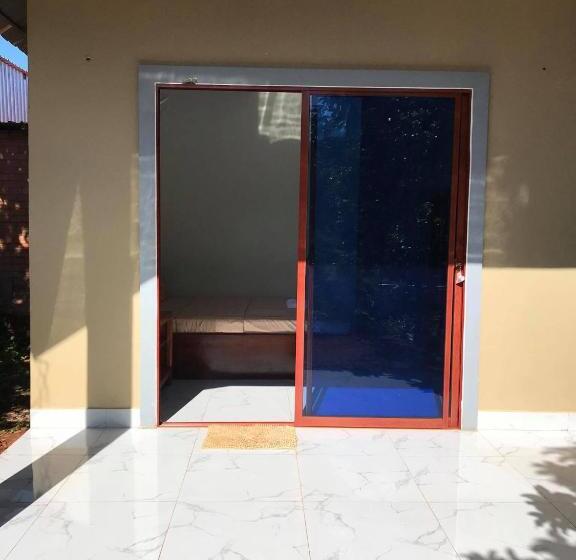 בונגלו סטנדרט עם נוף לגינה, Manel Guesthouse And Restaurant