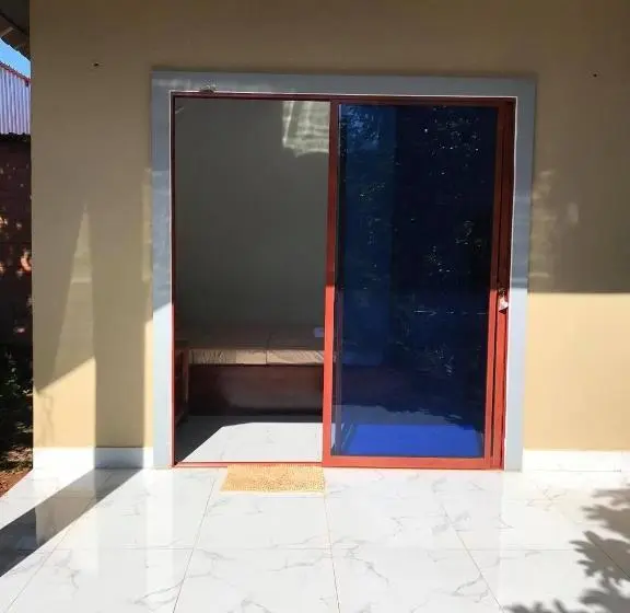 ویلای استاندارد با چشم‌انداز باغ, Manel Guesthouse And Restaurant