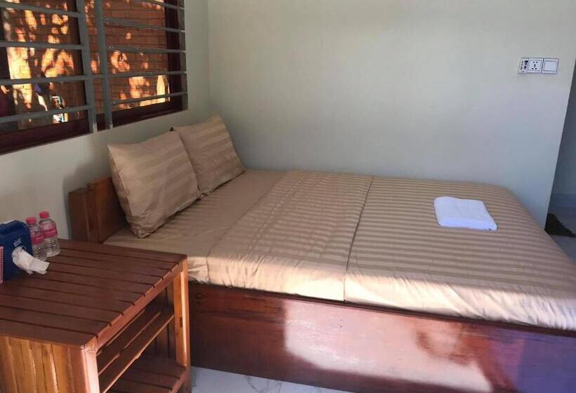 בונגלו סטנדרט עם נוף לגינה, Manel Guesthouse And Restaurant