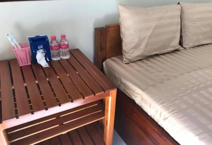 בונגלו סטנדרט עם נוף לגינה, Manel Guesthouse And Restaurant