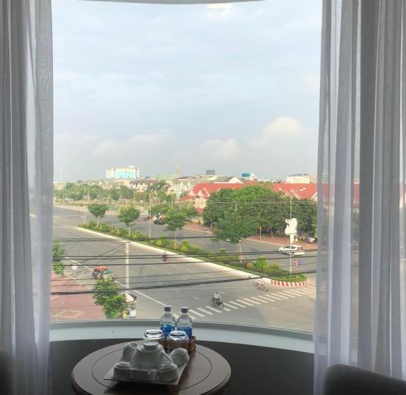 اتاق استاندارد با بالکن, Ngoc Thanh