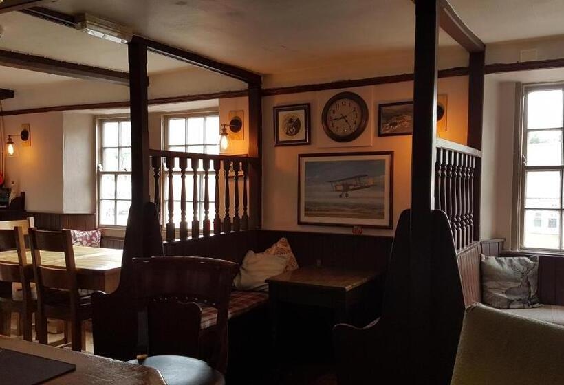 Номер Deluxe, The Antelope At Upavon