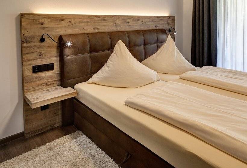 Номер Deluxe с Балконом, Garni Café Im Hamm