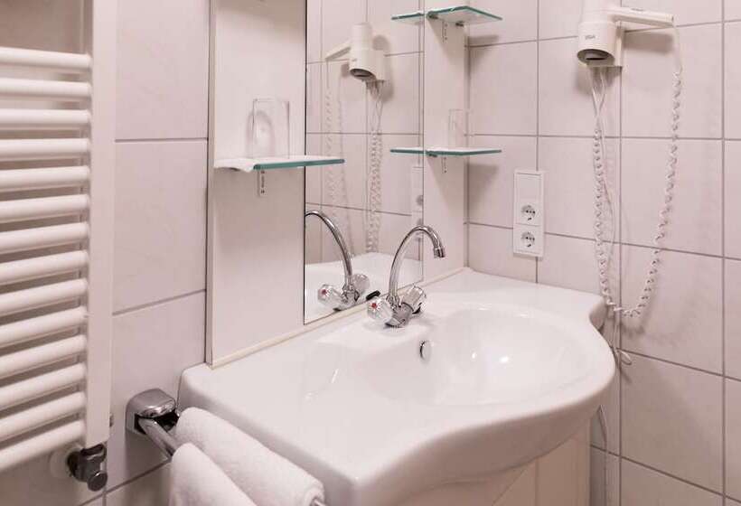 Deluxe room with river view, Garni Café Im Hamm