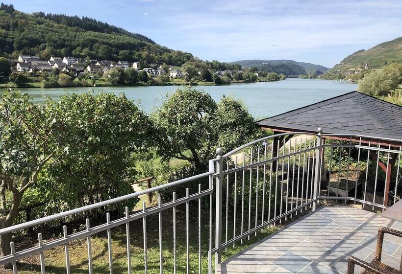 Deluxe room with river view, Garni Café Im Hamm