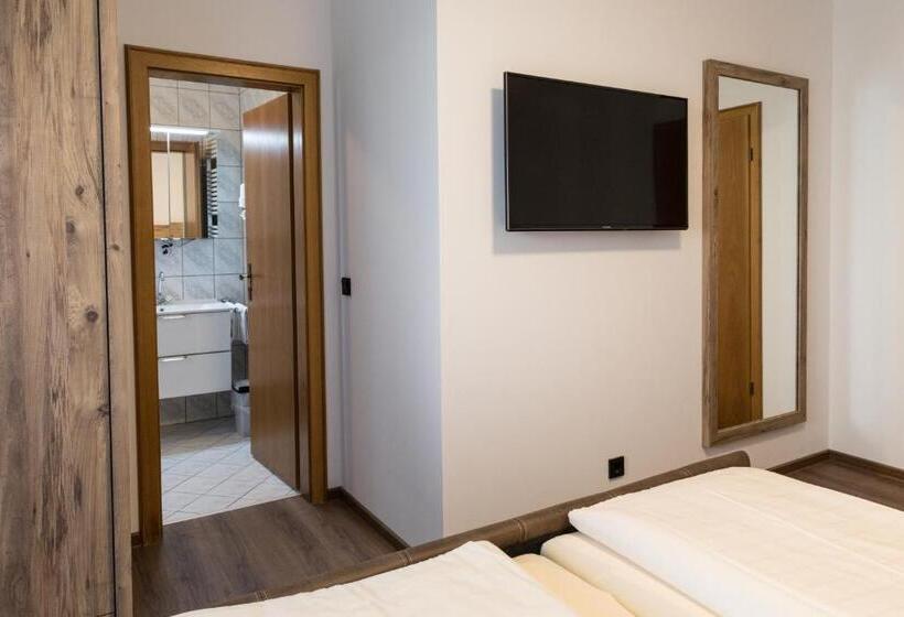 Номер Deluxe с Балконом, Garni Café Im Hamm