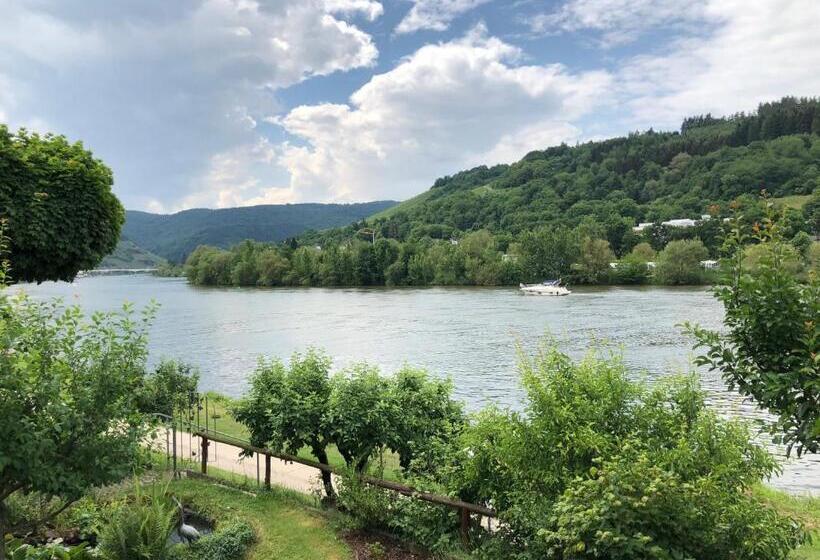 Deluxe room with river view, Garni Café Im Hamm