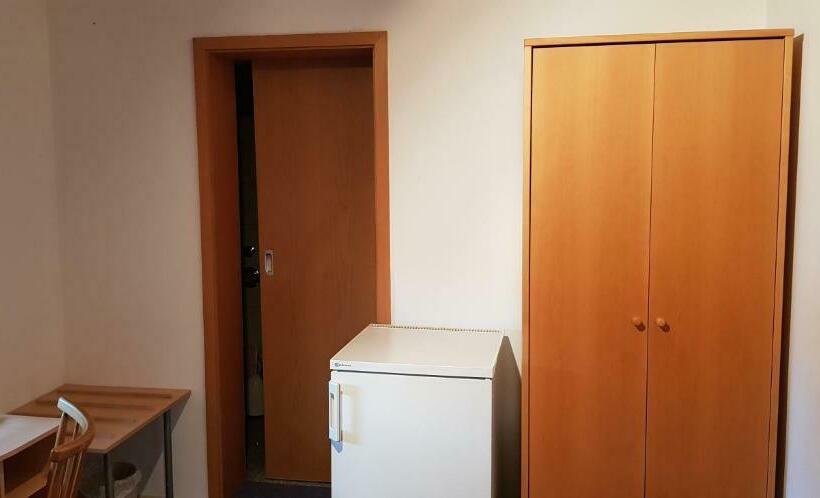 Quarto Estandar Individual, Gästehaus Langhammer