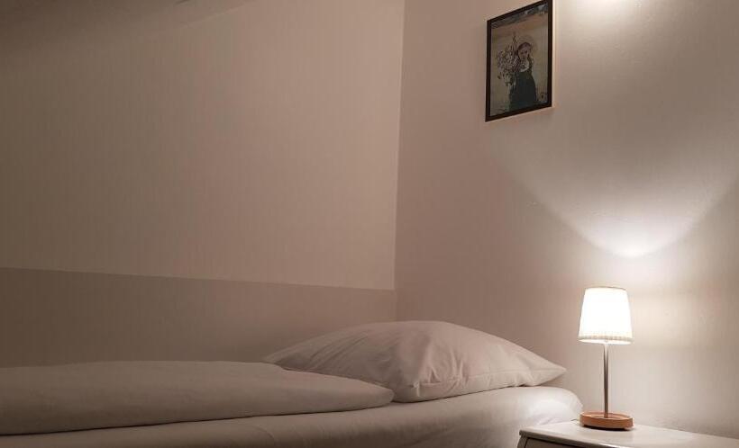 4인용 스탠다드 룸, Gästehaus Langhammer