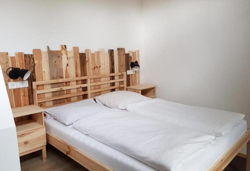 Семейный Номер, Gästehaus Langhammer