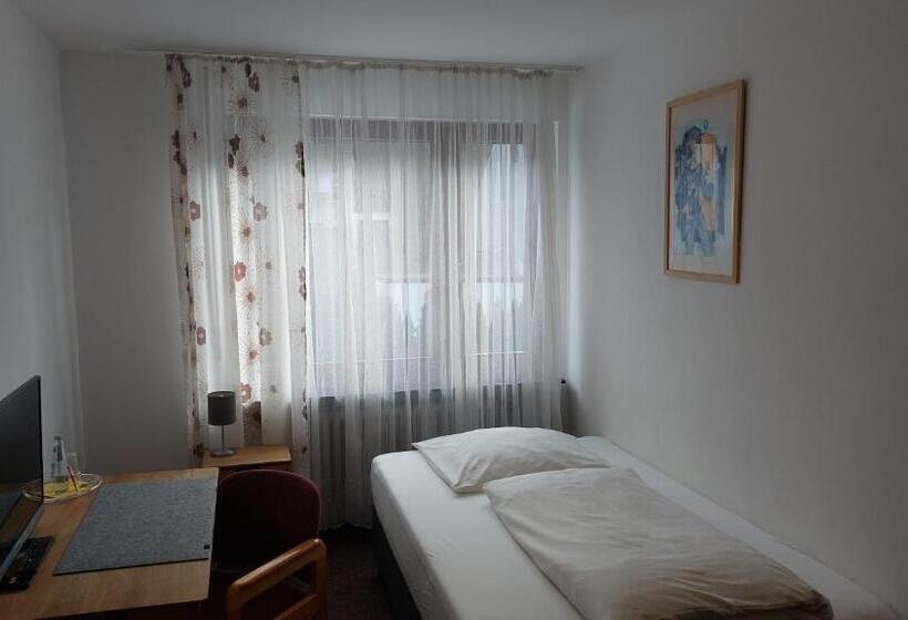 Quarto Estandar Individual, Gästehaus Langhammer