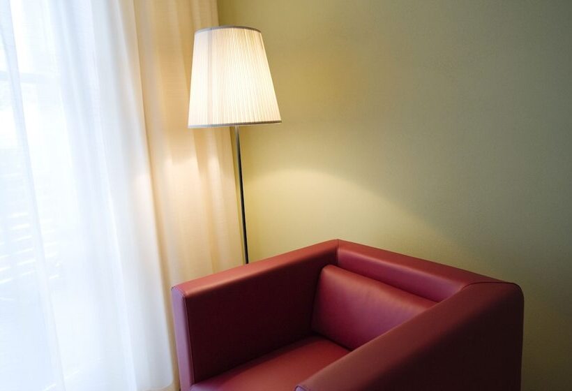 디럭스 룸 산전망, Ostaria Posta