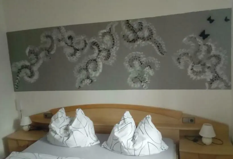 テラス付き1ベッドルームアパートメント, Landhaus Tirol
