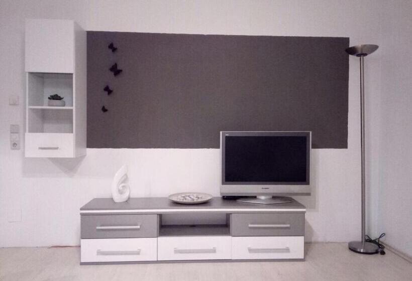 דירת שני חדרים עם מרפת, Landhaus Tirol