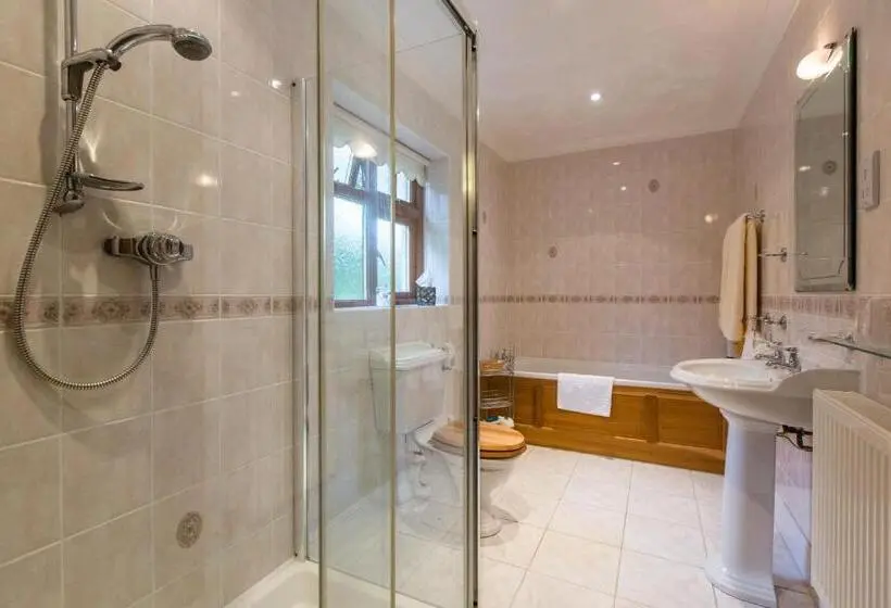 キングサイズベッドのスタンダードルーム, Ael Y Bryn Luxury B&b, North Pembrokeshire