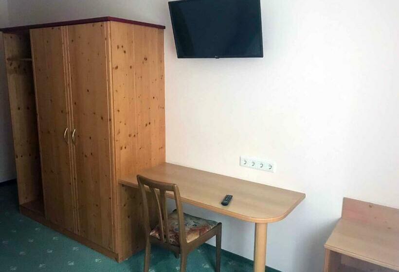 스탠다드 트리플 룸, Gasthof Birgl