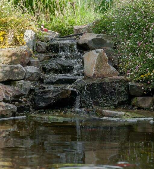 جناح عائلي, Chateau Le Colombier