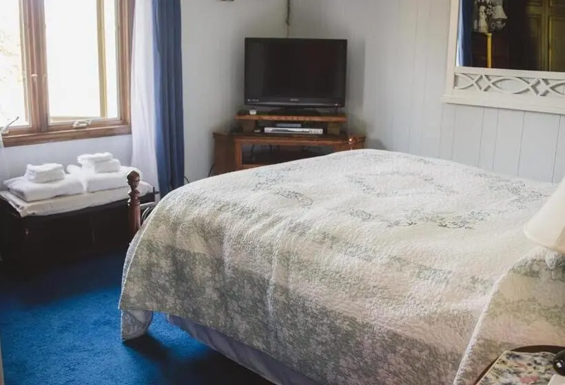 バス共有のスタンダードルーム, Shane Acres Country Inn