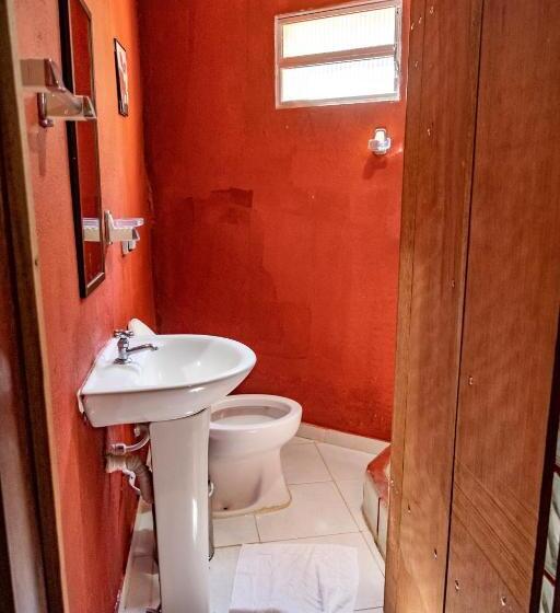 סוויטה, Pousada Sobre As Ondas De Picinguaba