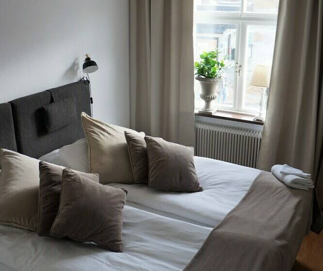 Номер Стандарт, L Taberg