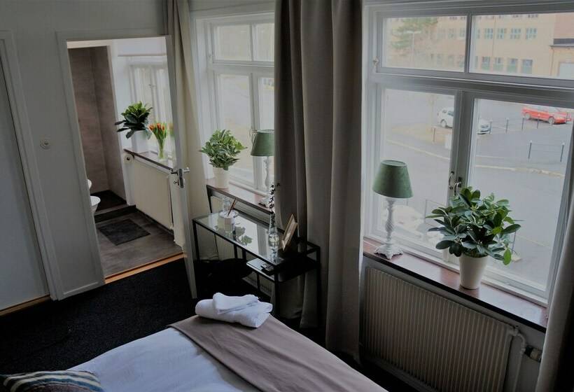 Номер Стандарт, L Taberg