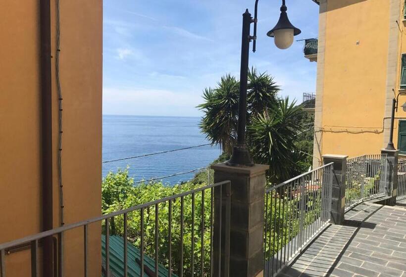 Номер Стандарт Вид на Море, Sole Terra Mare