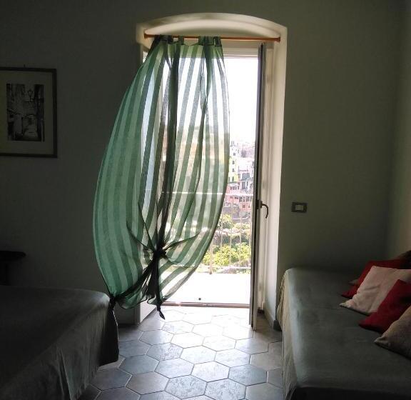 סטודיו סטנדרטי נוף לים, Sole Terra Mare