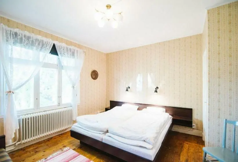 バス共有のスタンダードルーム, Urshult Hotell