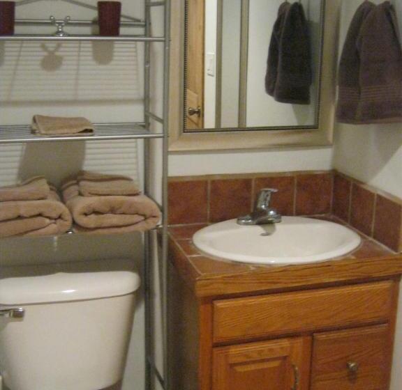 جناح ديلوكس, Shady Brook Inn Village/resort