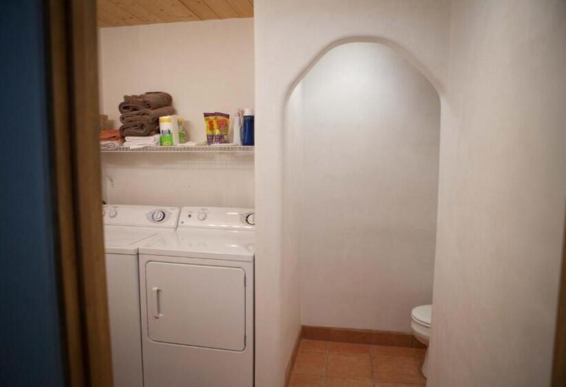 جناح ديلوكس مطل على الجبل, Shady Brook Inn Village/resort