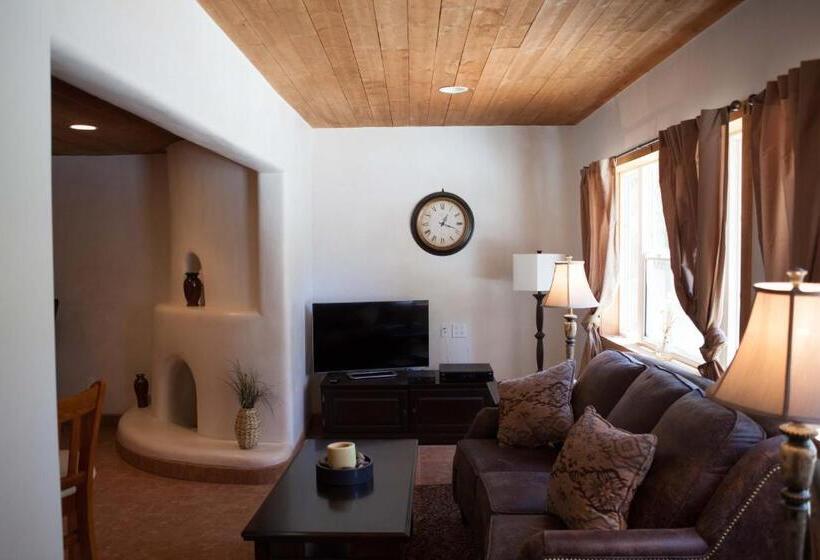 جناح ديلوكس, Shady Brook Inn Village/resort