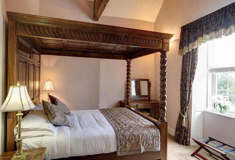 غرفة سوبيريور, Brigands Inn