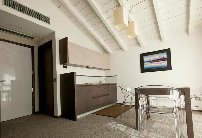 스탠다드 스튜디오, Locanda Sant Ambrogio