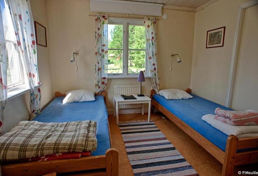 Talo 3 Makuuhuonetta, Stf Tivedstorp