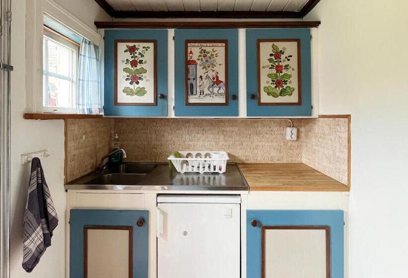 Standard Kolmen Hengen Huone, Stf Tivedstorp