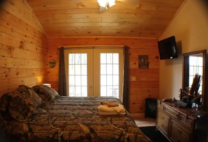 キングサイズベッドのデラックススイート, The Old Tioga Inn Bed And Breakfast