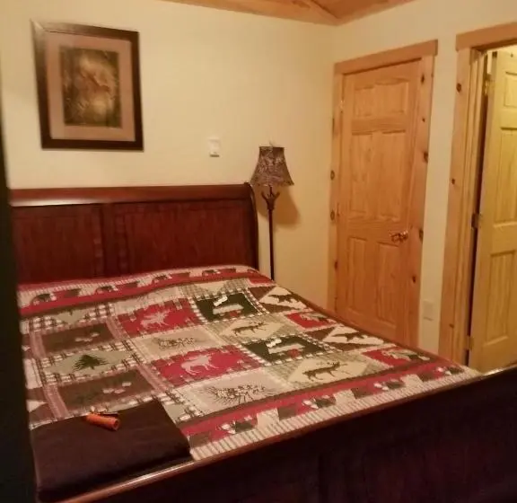 デラックスルーム, The Old Tioga Inn Bed And Breakfast