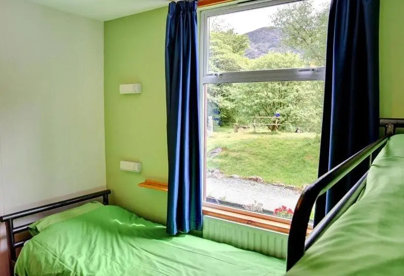 バスルーム共有のトリプルスタンダード, Yha Borrowdale