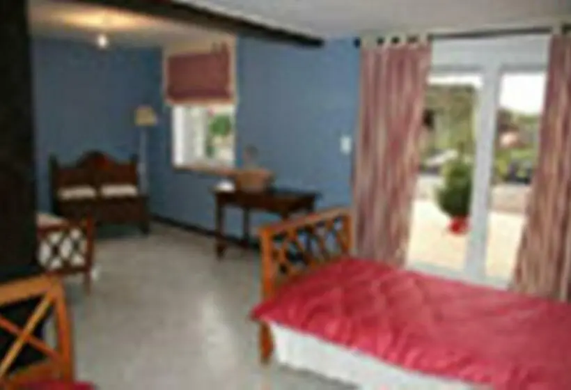 スタンダード４人部屋, Chambres D'hotes Les Hirondelles