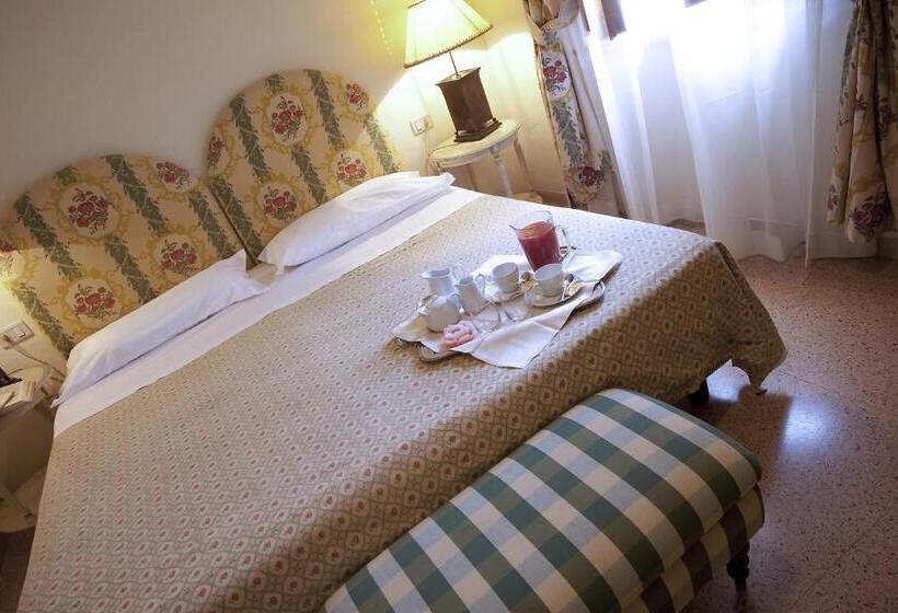 Номер Стандарт, Fattoria Santa Lucia Borgo Alla Cantina