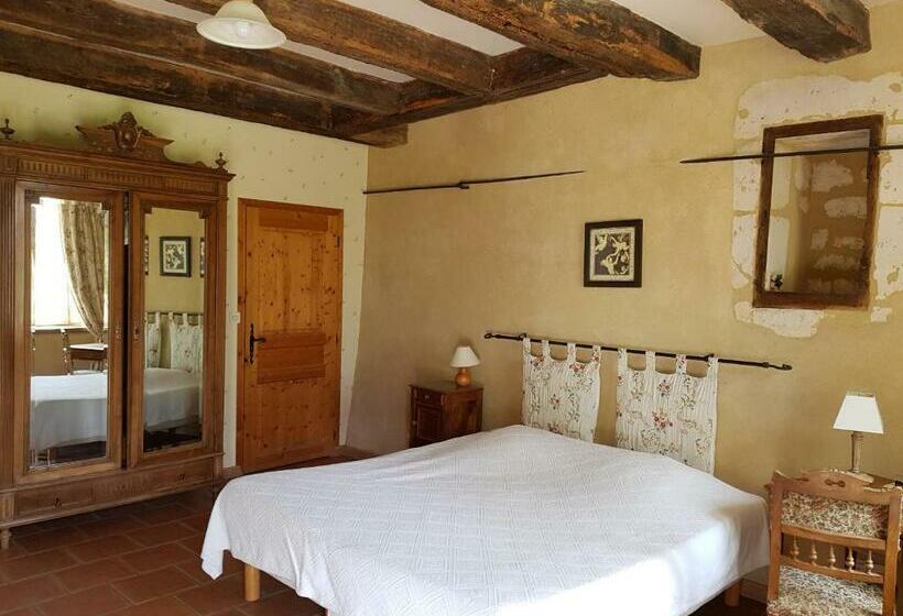 Трехместный Номер Комфорт, Les Roberderies