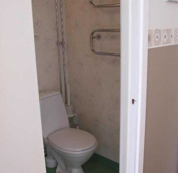 חדר סטנדרט לשלושה, Skålleruds Gård