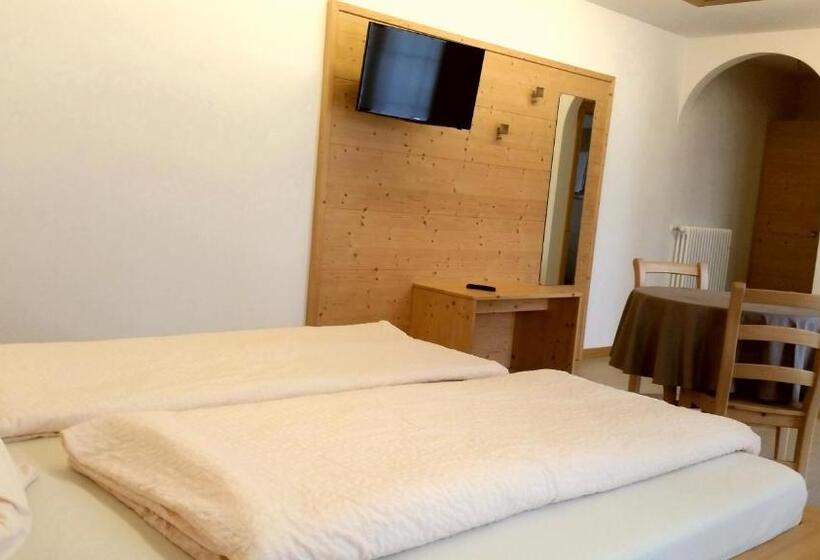 4인용 스탠다드 룸, Agritur Casamela