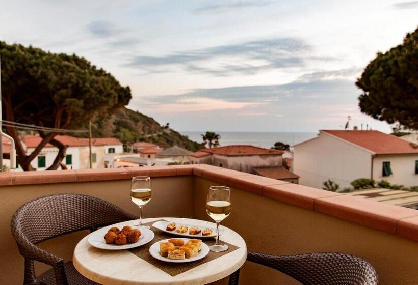 스탠다드 룸 바다 전망, Corallo